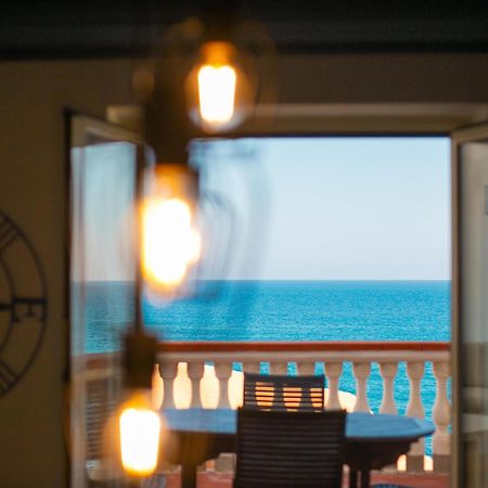 Alba Sul Mare By Caseserio Cefalu Luaran gambar